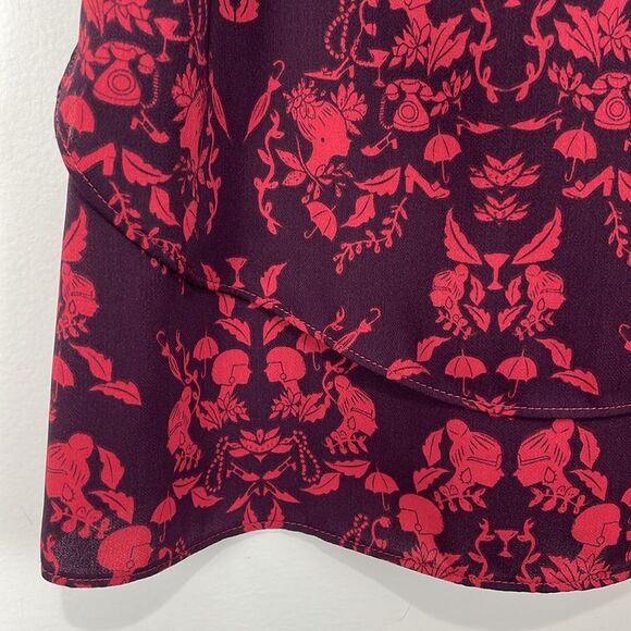 CAbi Women’s Small Top Sleeveless Scoop Neck Red Flutter Back Cameo Baroque - Picture 2 of 7